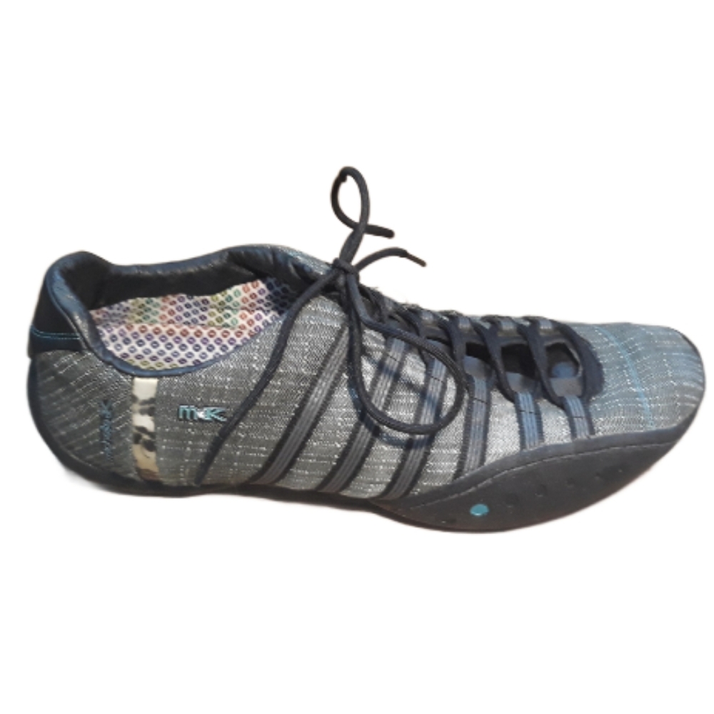 Michelle K Sport Textile Lace Up Sneakers - Size 11 Black/Gray - Picture 2 of 12